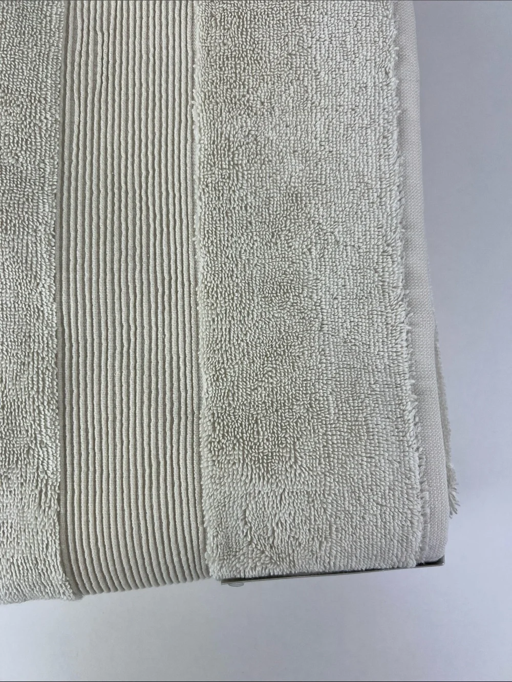 Rachel Zoe Bath Towels Cream Plush Soft 100% Cotton Made in Turkey 2 Pc NEW